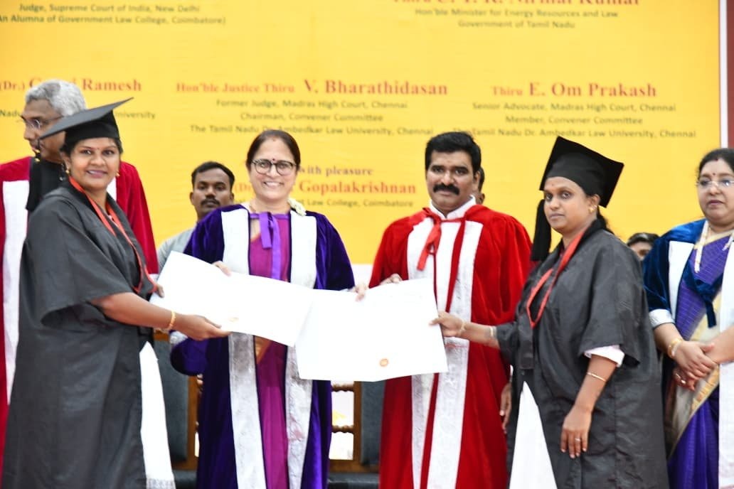 நம்பிக்கையைப் பெறுவதே வழக்கறிஞர்களின் வெற்றி; உச்சநீதிமன்ற நீதிபதி மோகனா அறிவுரை!